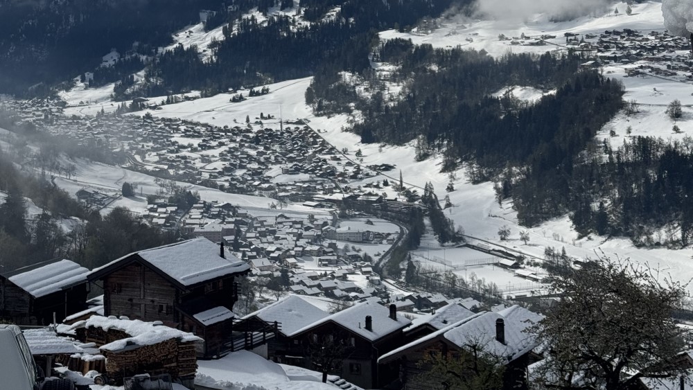 Verbier na een vers laagse sneeuw.